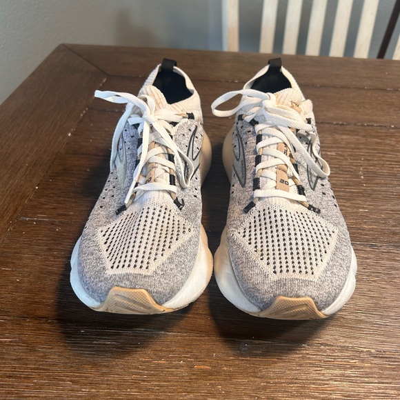 Brooks Glycerin Stealth 20 running shoes size 9 - Picture 6 of 11